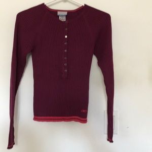 Reebok magenta long sleeve w/ buttons size small